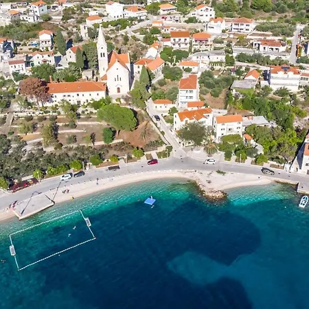 Seafront Vacation 5 Meters From Beach & Sea With Jacuzzi *